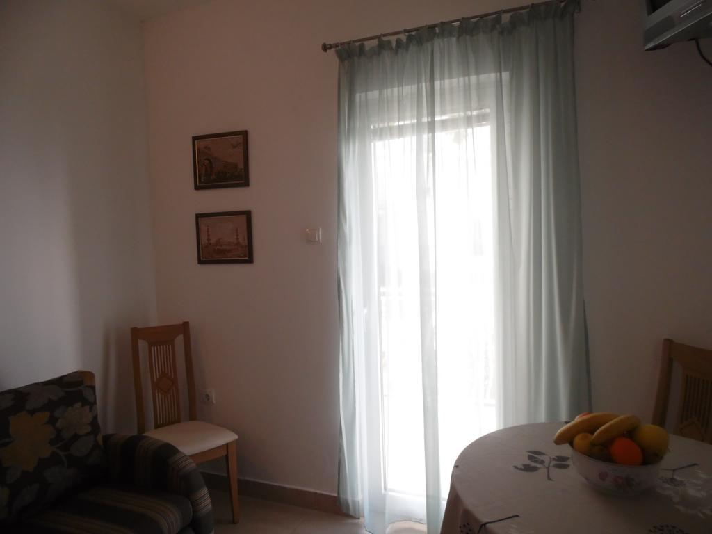 Apartments Slavica Jovanovic Sveti Stefan Room photo