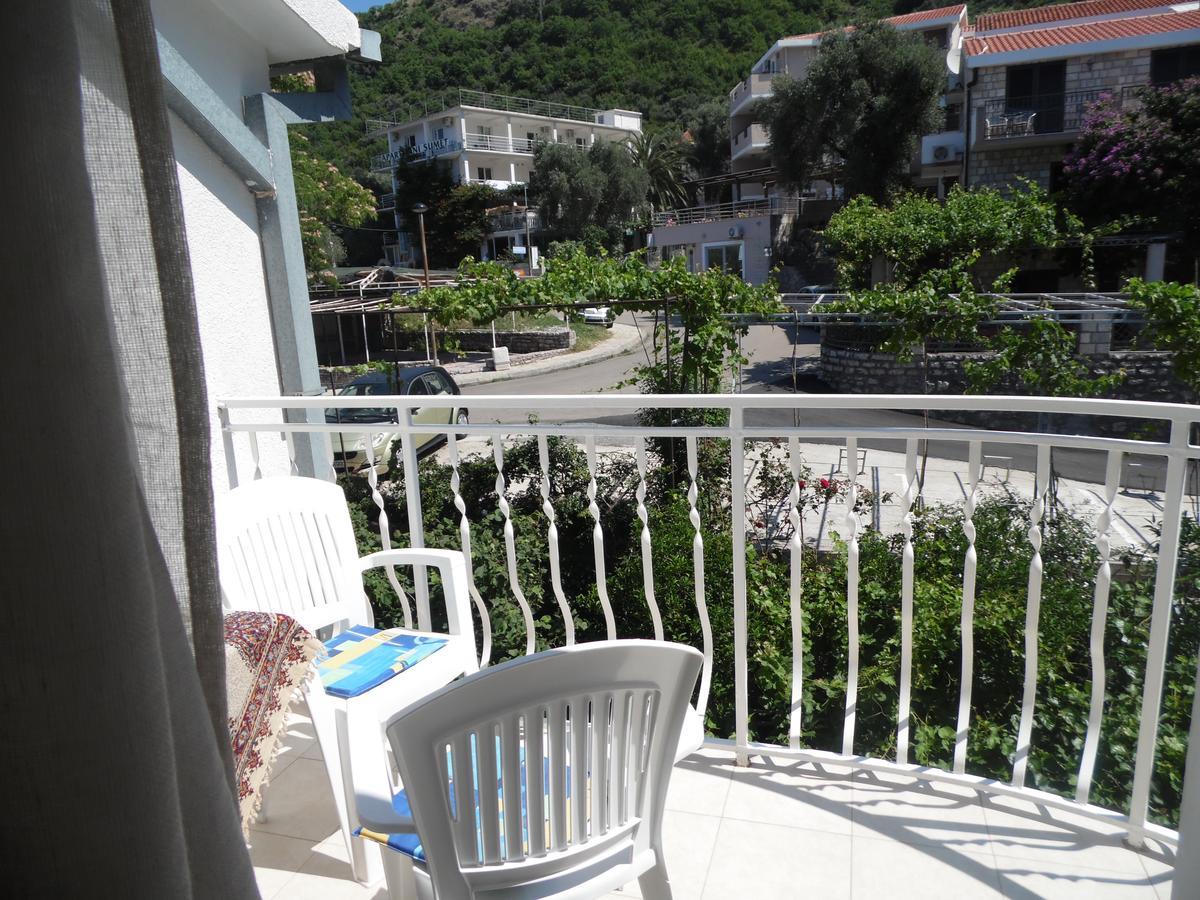 Apartments Slavica Jovanovic Sveti Stefan Exterior photo